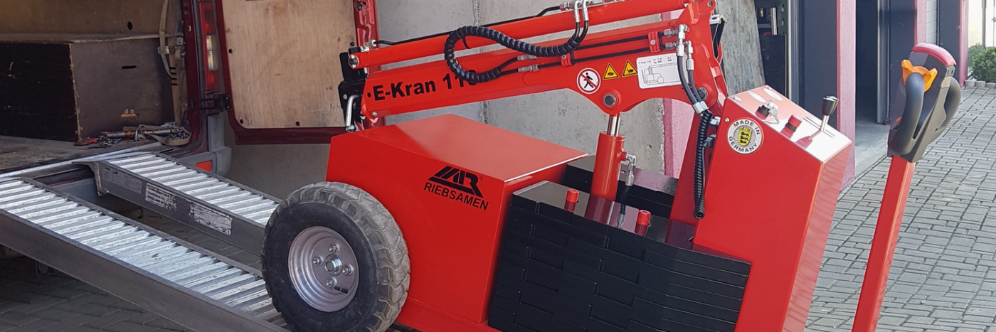 E-Kran 110 bei der Verladung
